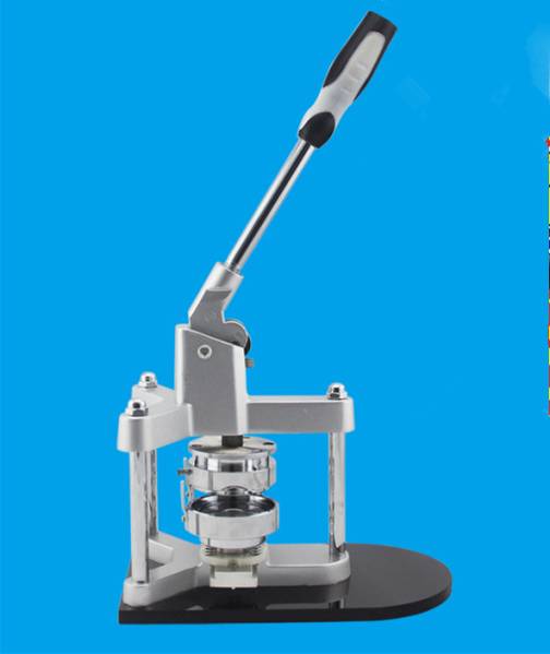 缶バッジマシーン 新品激安！！！200個付 バッジ無料付属